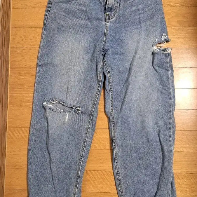 [BUNJANG] Billion Denim Ripped Jeans 26 / 빌리언 데님 찢청 바지 26