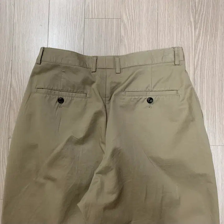 [SOLD OUT] 하프크라이즈 치노 원턱 와이드 팬츠 베이지