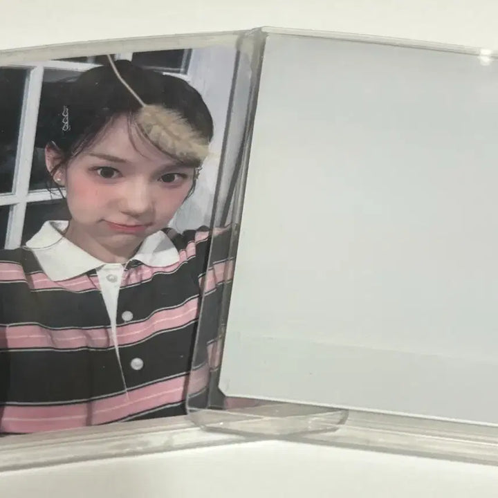 [BUNJANG] IZ*ONE Yu-Sarang Signed Polaroid &amp; POB Photocard / 이즈나 유사랑 싸인폴라, 공방포카 판매