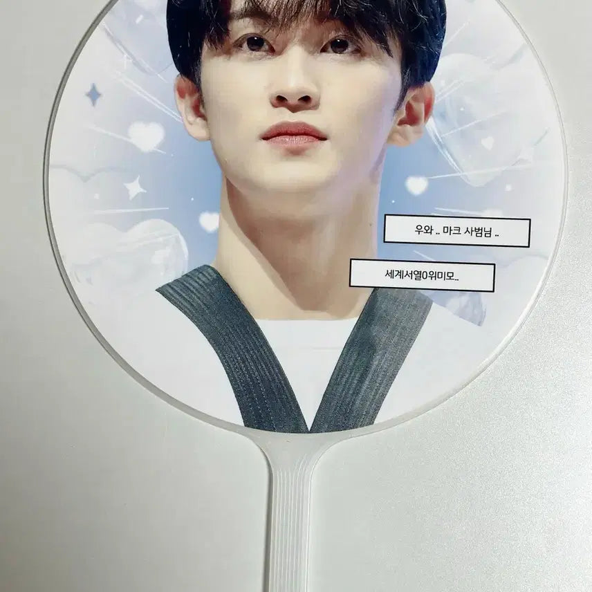 [BUNJANG] NCT Mark Black Cat Uchiwa / 엔시티 마크 블랙캣 깜고님 우치와 양도