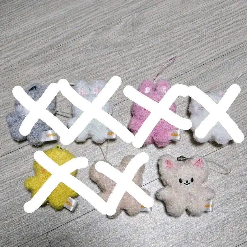 [BUNJANG] Stray Kids SKZOO Foxy-Niy Keychain / 스트레이키즈 마이크로 스키주 폭시니 키링