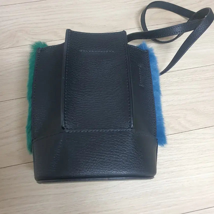 [BUNJANG] Loeuvre Leather Shoulder Bag / 루에브르 가죽 가방