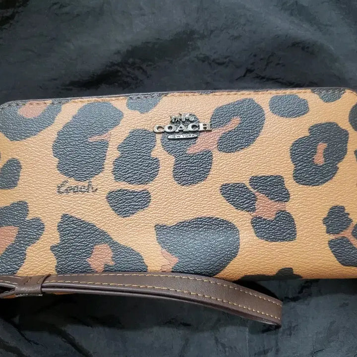 [BUNJANG] Leopard Print Long Wallet / 호피지갑