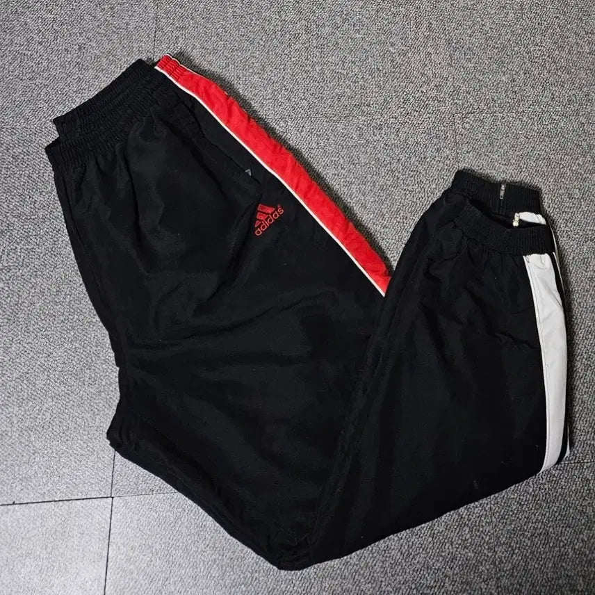 [BUNJANG] Adidas Quilted Jogger Training Pants / 아디다스 누빔 조거팬츠 트레이닝바지 판매합니다