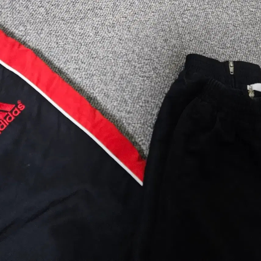 [BUNJANG] Adidas Quilted Jogger Training Pants / 아디다스 누빔 조거팬츠 트레이닝바지 판매합니다