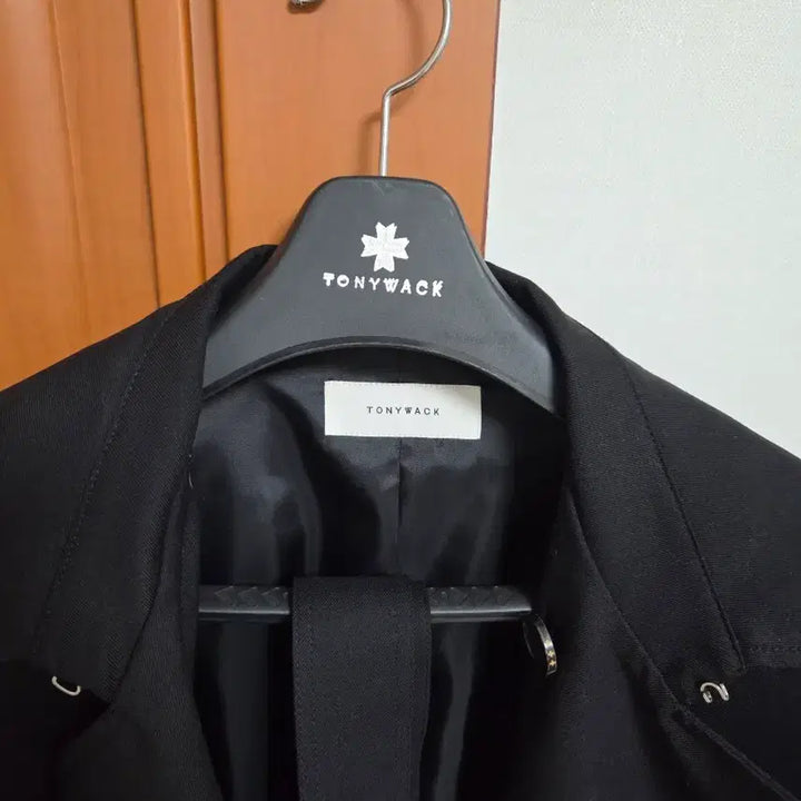 [SOLD OUT] 토니웩 트랜치코트 블랙 95