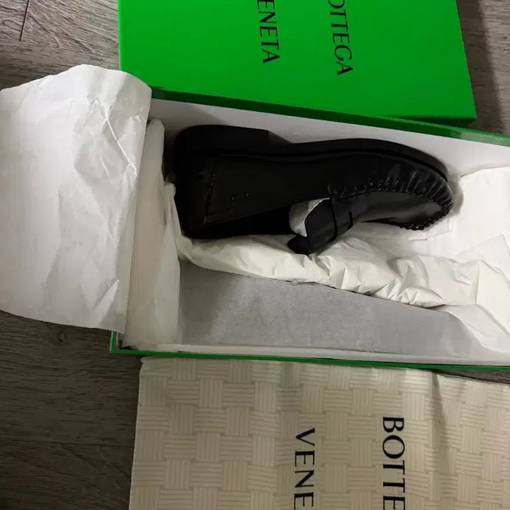 [BUNJANG] Bottega Veneta Black Loafers / 보테가 베네타 블랙 로퍼 25FW