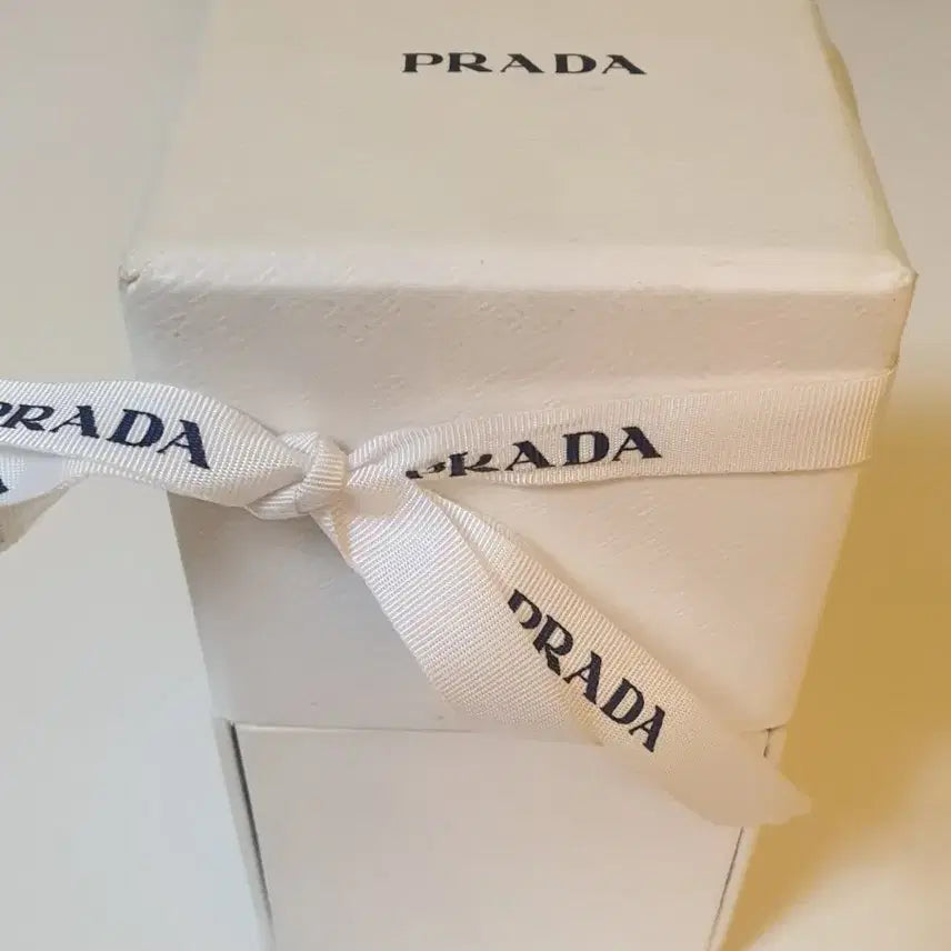 [BUNJANG] Prada Keyring / 프라다키링