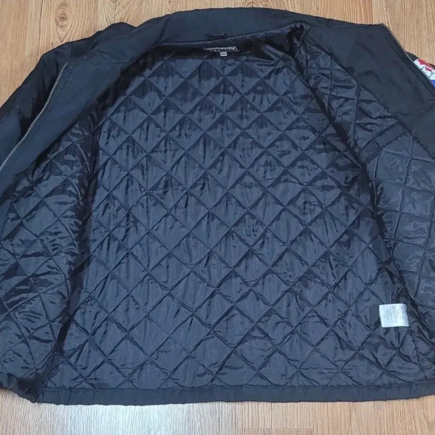 [BUNJANG] Nutmeg Chicago Bulls Jacket (M) / Nutmeg nba 시카고불스 자켓 m사이즈