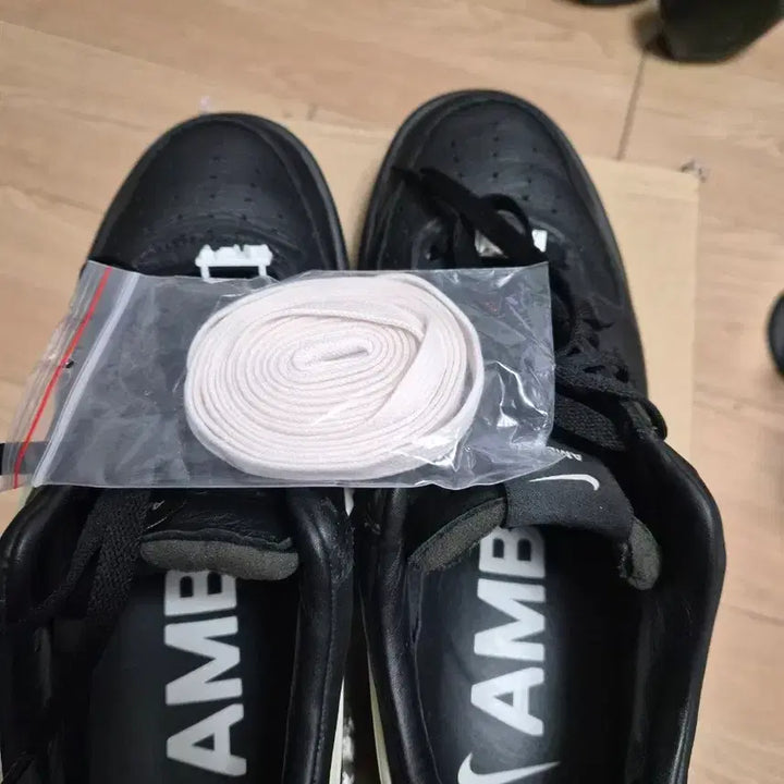 [BUNJANG] Nike Air Force 1 x AMBUSH Black Sneakers / (285)나이키 에어포스 1 x 엠부쉬 블랙