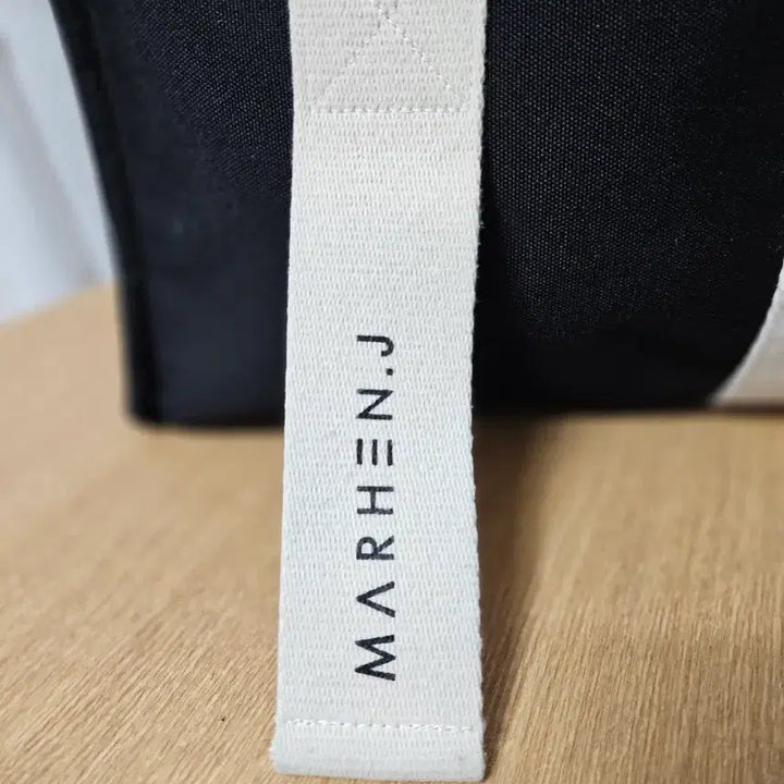 [BUNJANG] Marhen.J Cross Bag Big Bag / 마르헨제이 크로스백 빅백