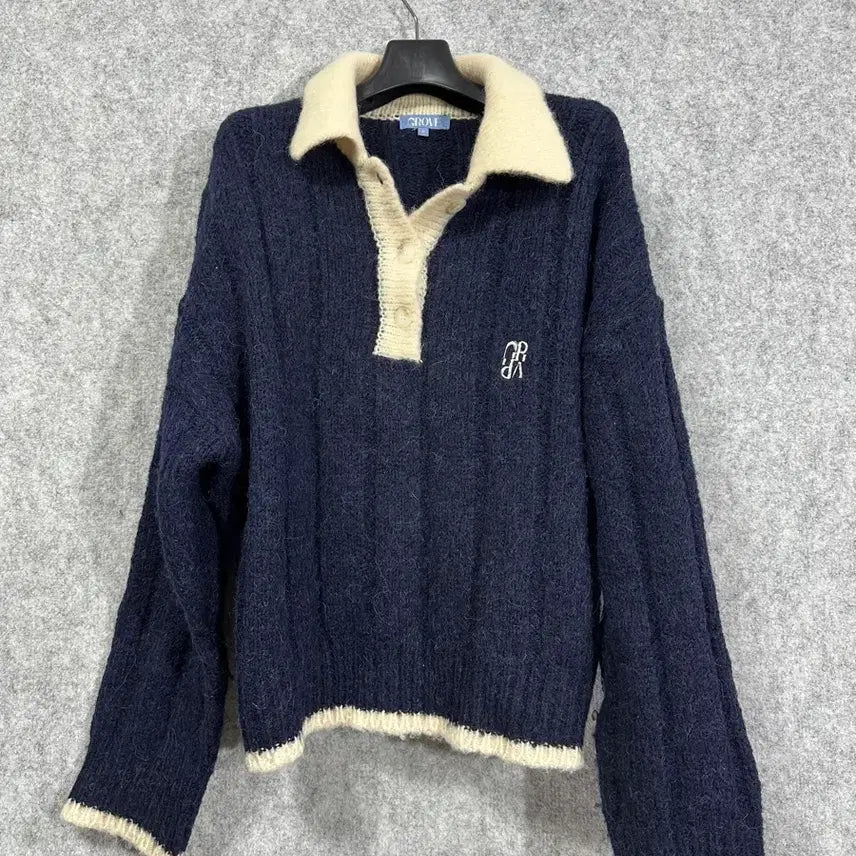 [BUNJANG] Grove Navy Colorblock Knit Sweater / 그로브 네이비 카라 니트 Grove