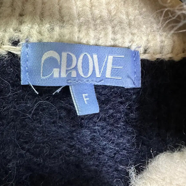 [BUNJANG] Grove Navy Colorblock Knit Sweater / 그로브 네이비 카라 니트 Grove