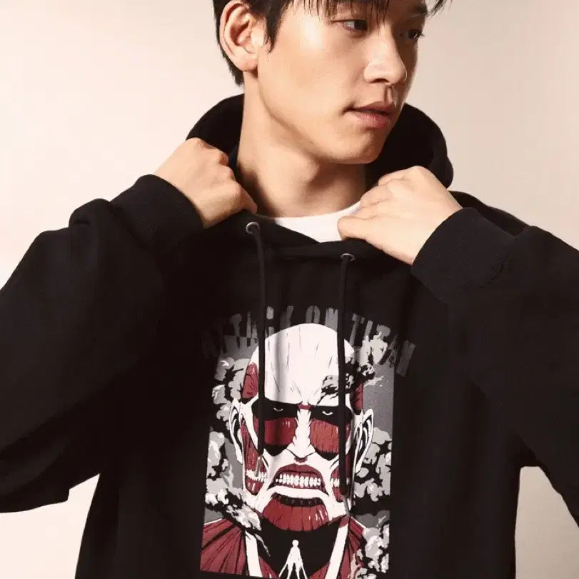 [SOLD OUT] [XL]스파오 진격의거인 후드티