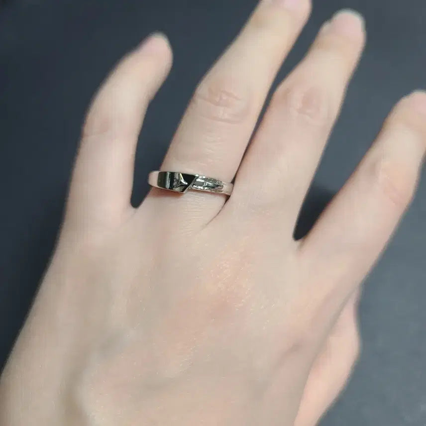 [SOLD OUT] 러브앤딥스페이스 하우주반지