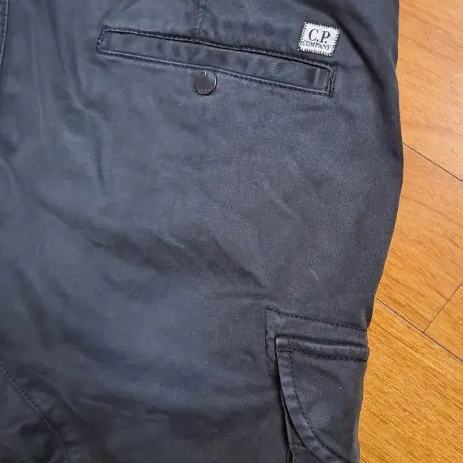 [BUNJANG] CP Company Black Cargo Pants / CP컴퍼니 블랙 카고바지 48