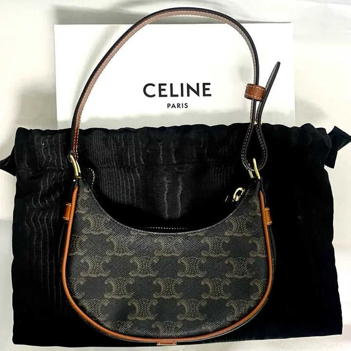 [BUNJANG] Celine Triomphe Canvas Ava Mini Tan Bag / [정품/S급] 셀린느 트리옹프 캔버스 아바 미니 탄