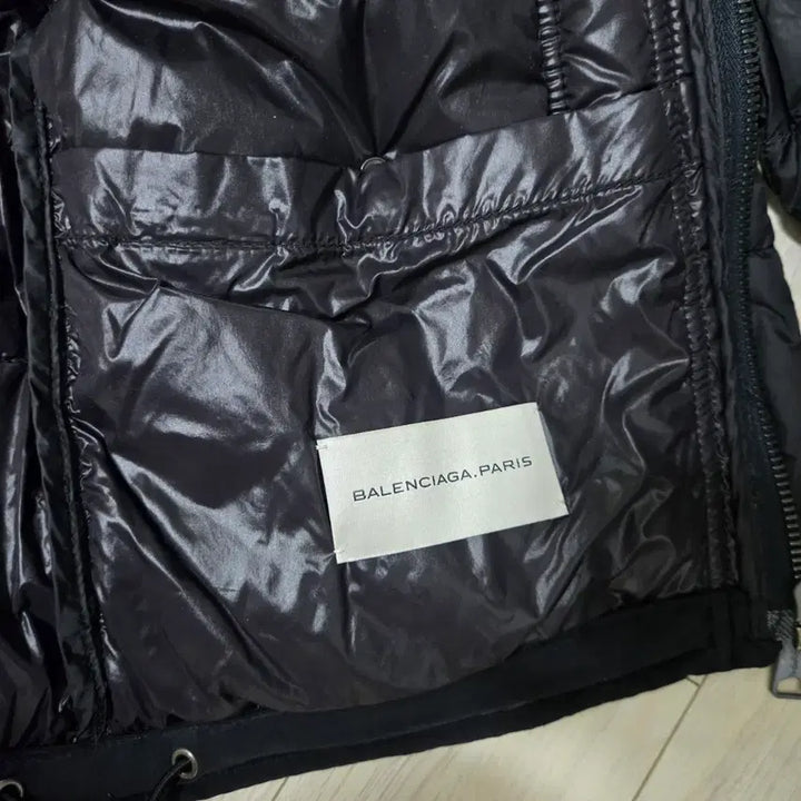 [BUNJANG] Balenciaga Hooded Padded Jacket / 발렌시아가 후드패딩 자켓