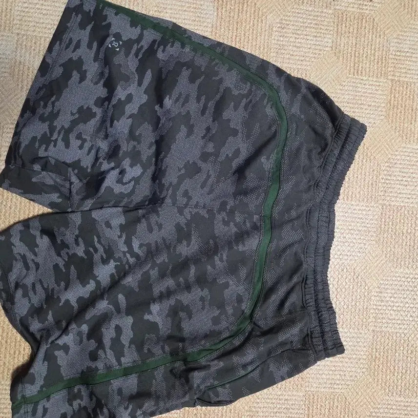 [BUNJANG] Lululemon Shorts / 룰루레몬 반바지