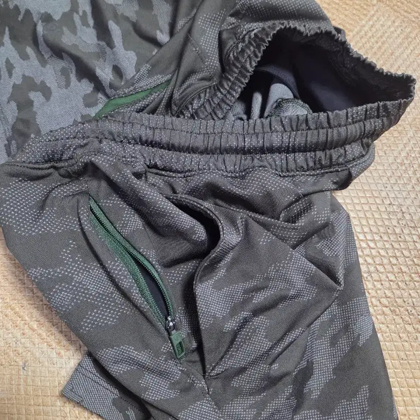 [BUNJANG] Lululemon Shorts / 룰루레몬 반바지