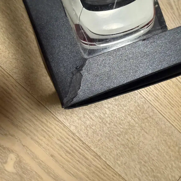 [BUNJANG] BMW M6 Coupe Alpine White 1:18 Diecast Model Car / BMW m6 coupe apline white  1:18 미니어처