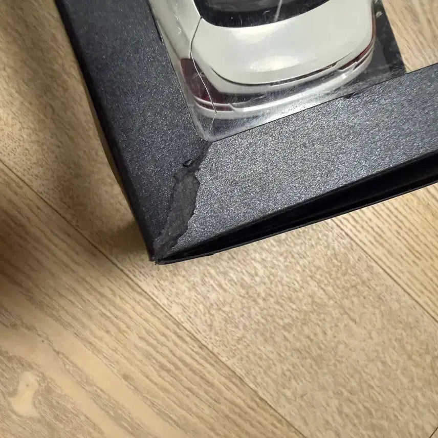[BUNJANG] BMW M6 Coupe Alpine White 1:18 Diecast Model Car / BMW m6 coupe apline white  1:18 미니어처