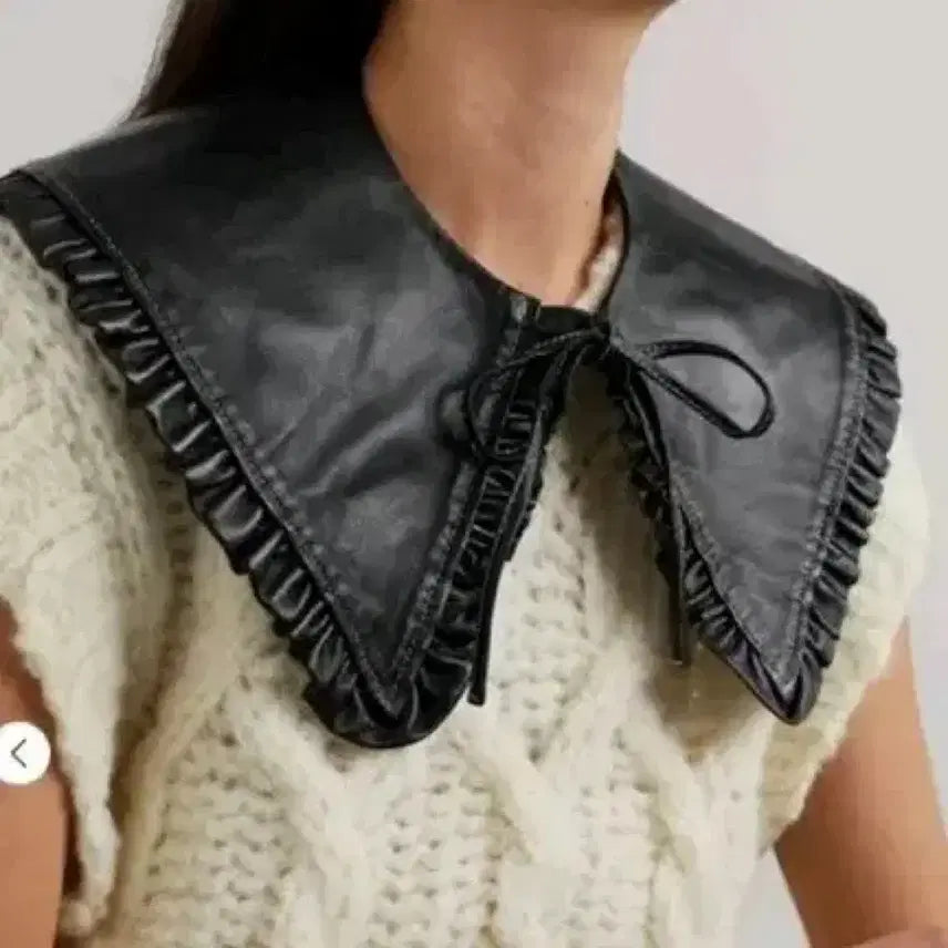 [BUNJANG] Ganni Ruffled Leather Collar / GANNI 가니 러플 레더 카라
