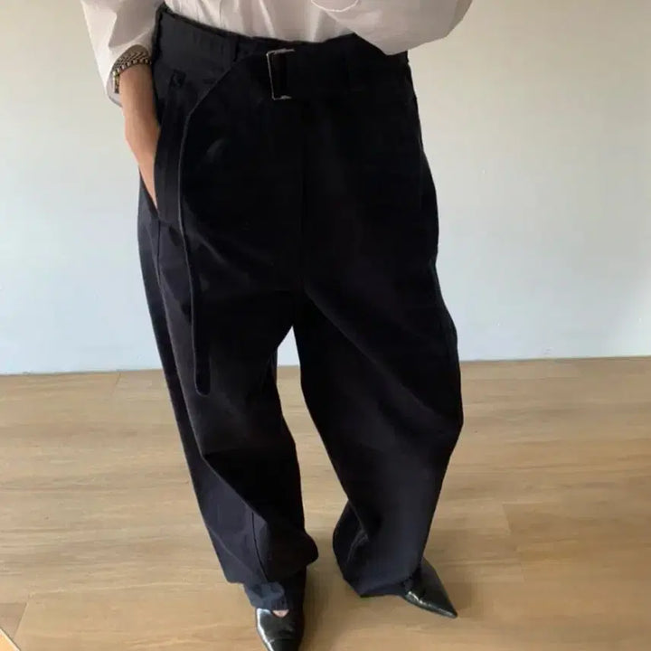 [BUNJANG] 르에 Lea Tino Curved Belted Pants / 르에 lea TINO CURVED BELTED PANTS 티노 팬츠