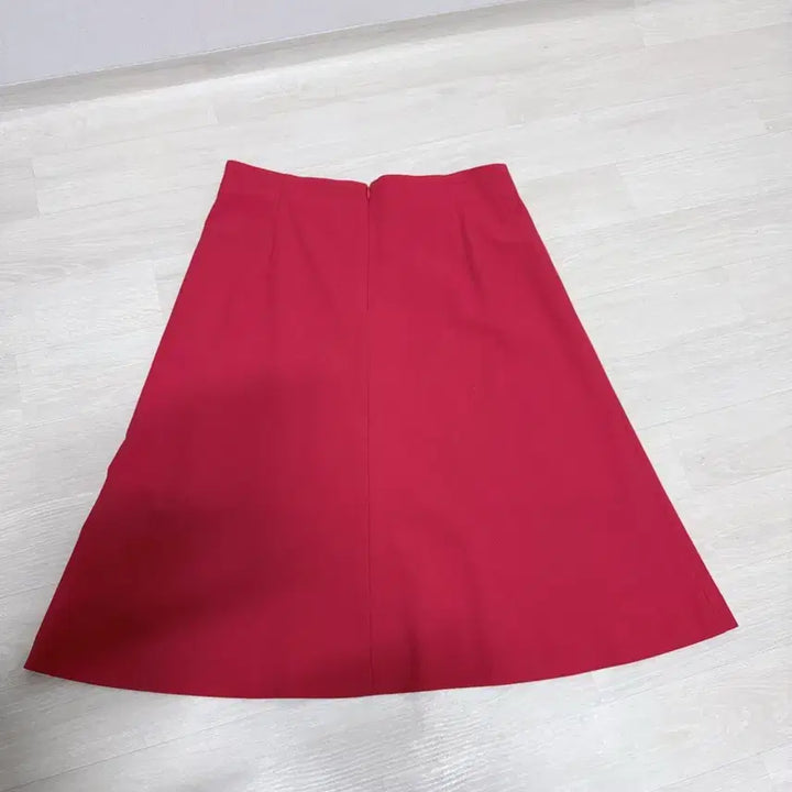 [BUNJANG] A-line Skirt (Size 66) / 꼼빠니아 레드 A라인 스커트 66