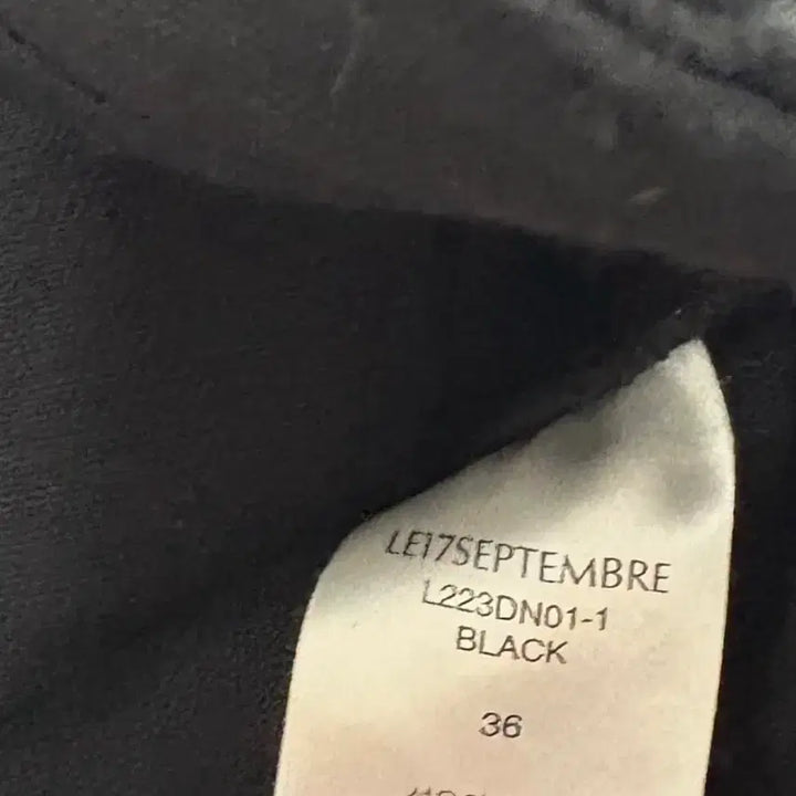 [BUNJANG] Le17septembre Denim Pants Black 36 / Le17septembre 르17셉템버 르셉템버 턱데님 팬츠 블랙 36