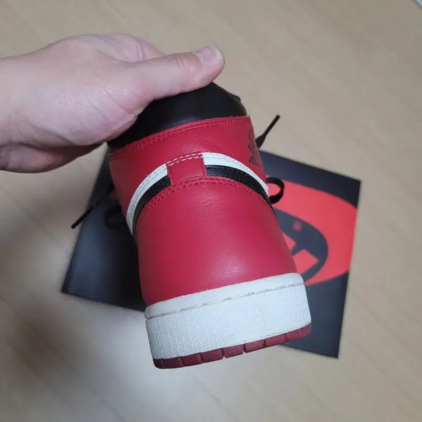 [BUNJANG] Nike Air Jordan 1 High Bred Toe Men&