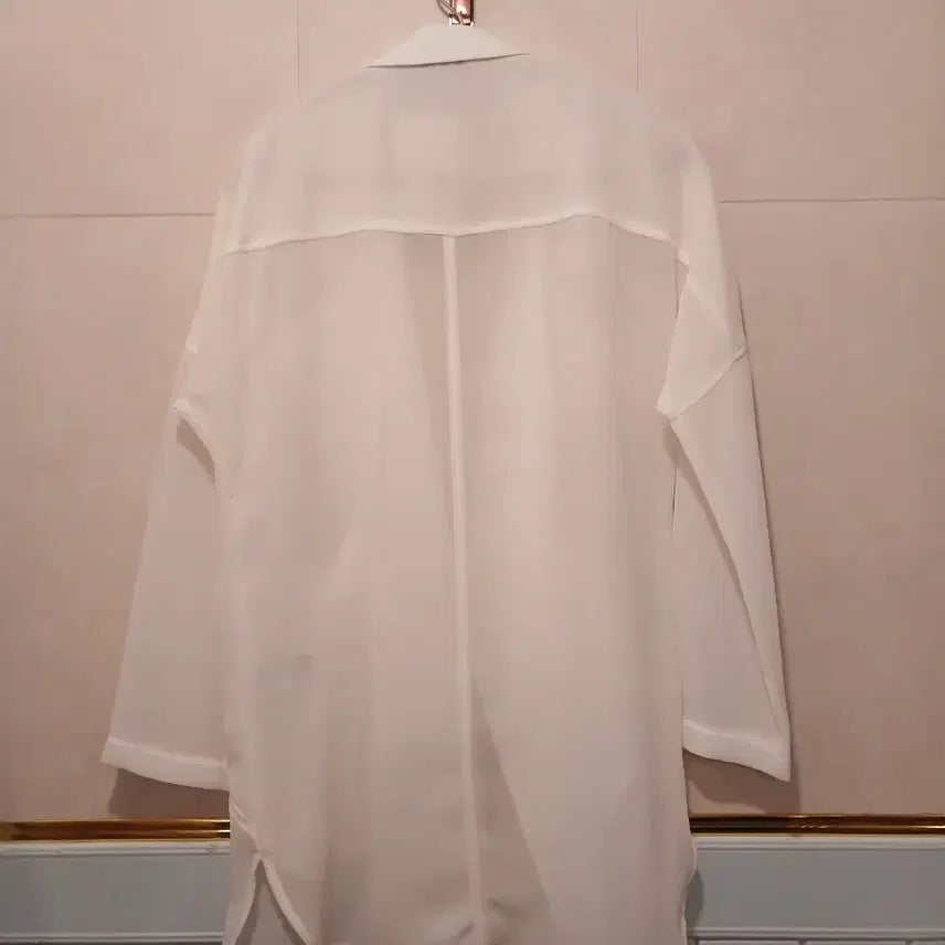 [BUNJANG] KKOOZZ Authentic Open Shirt (White, Size S) / 꾸즈 정품 여성 오픈형 셔츠 85-155 (S)