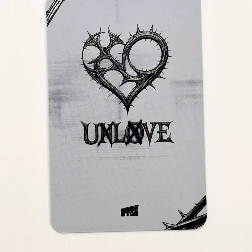 Hyun 현 xlov 엑스러브 pc poca 포카 pc 키링샷