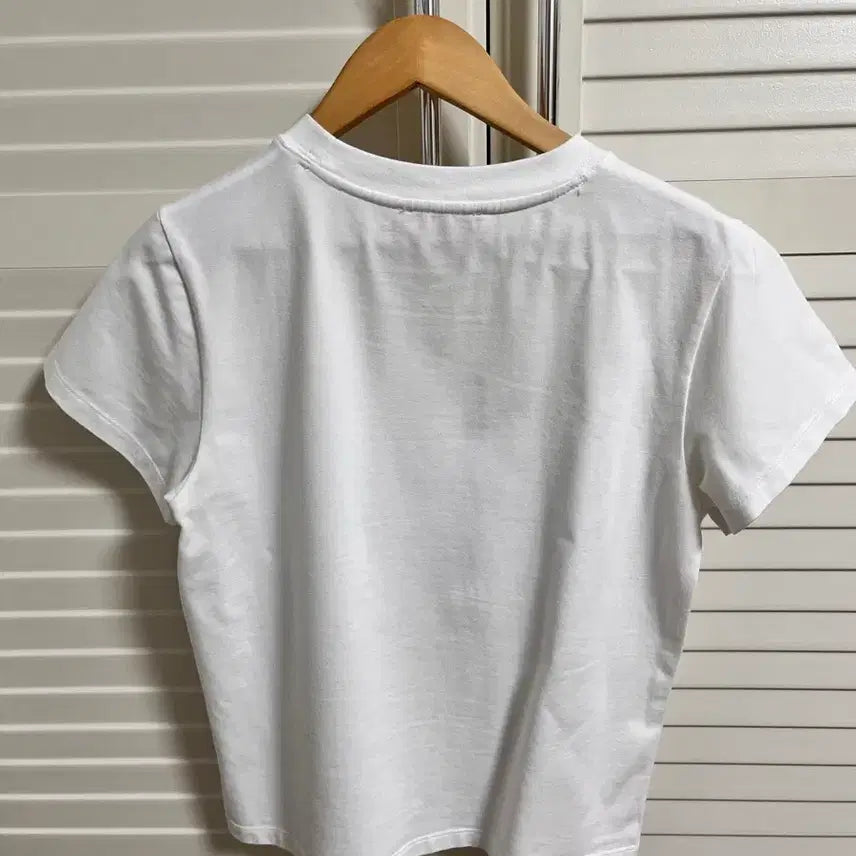 [BUNJANG] Ascent Strawberry Printing T-Shirt Ivory Size 2 / 어센티 스트로베리 프린팅 티셔츠 딸기 프린팅 티셔츠