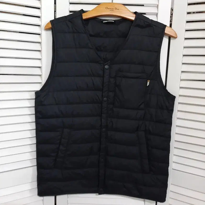 [BUNJANG] National Geographic Goose Down Padded Vest / 내셔널지오그래픽 블랙 구스다운 패딩 조끼M