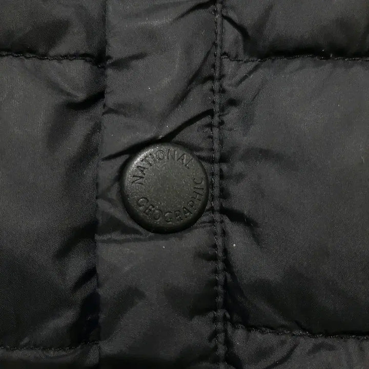 [BUNJANG] National Geographic Goose Down Padded Vest / 내셔널지오그래픽 블랙 구스다운 패딩 조끼M