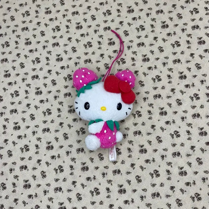 [BUNJANG] Vintage Strawberry Man "Ichigo Man" Mascot Plush / 고전 키티 인형 빈티지 마스코트 이치고 딸기 이치고맨 딸기맨