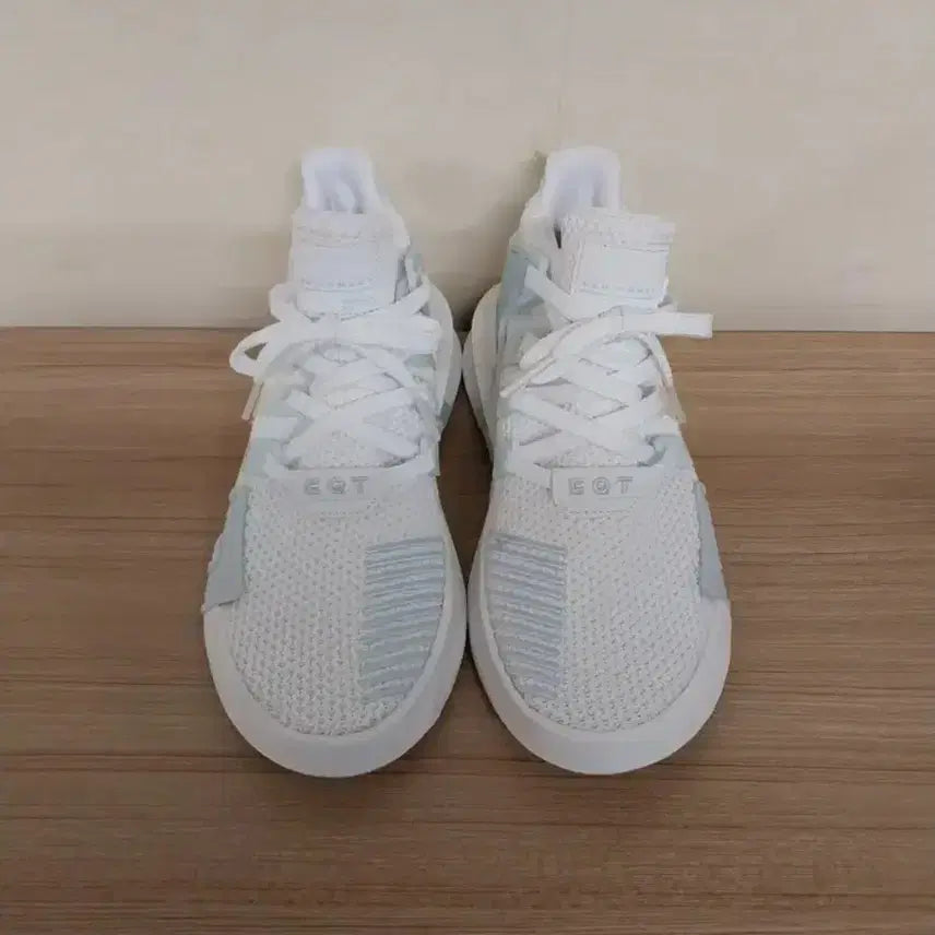 [BUNJANG] Adidas Originals EQT Basket ADV Sneakers (245) / 여성 아디다스 오리지널스 EQT 바스켓 ADV 운동화 (245)