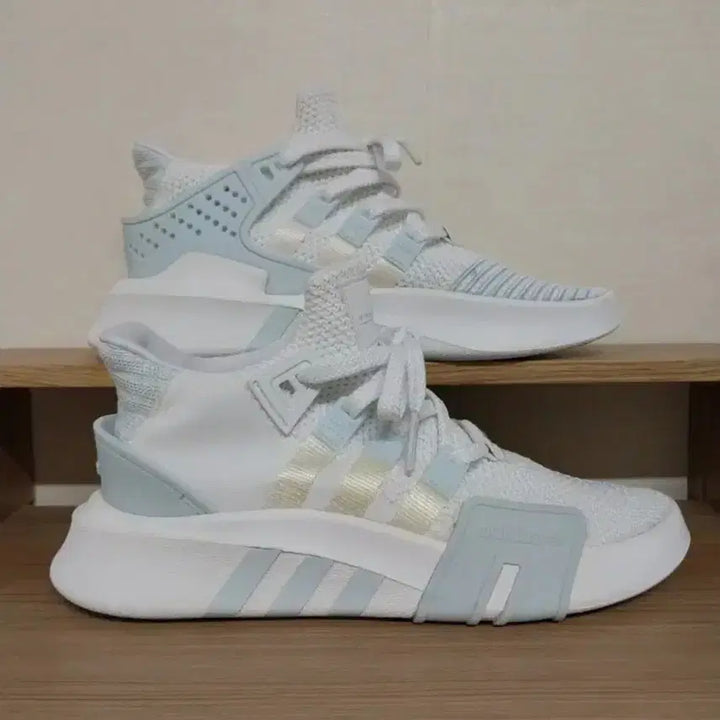 [BUNJANG] Adidas Originals EQT Basket ADV Sneakers (245) / 여성 아디다스 오리지널스 EQT 바스켓 ADV 운동화 (245)