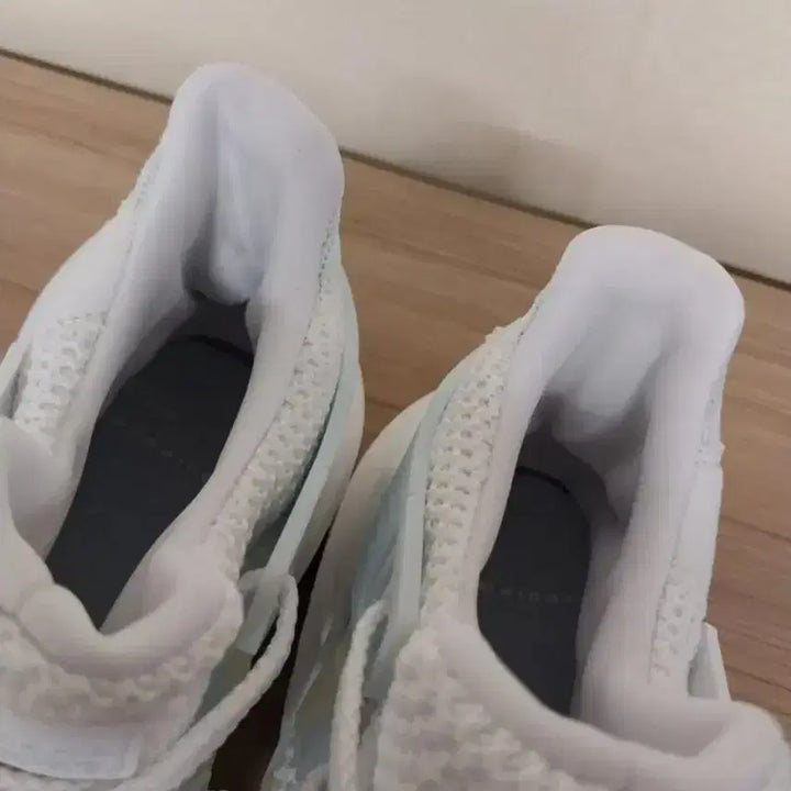 [BUNJANG] Adidas Originals EQT Basket ADV Sneakers (245) / 여성 아디다스 오리지널스 EQT 바스켓 ADV 운동화 (245)