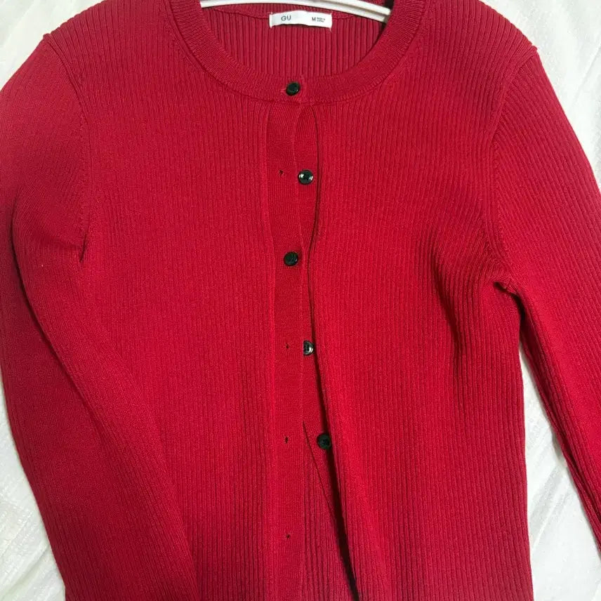 [BUNJANG] GU Ribbed Knit Cardigan &amp; Sleeveless Two-Piece Set (M) / GU 골지 니트 가디건/민소매 투피스 M