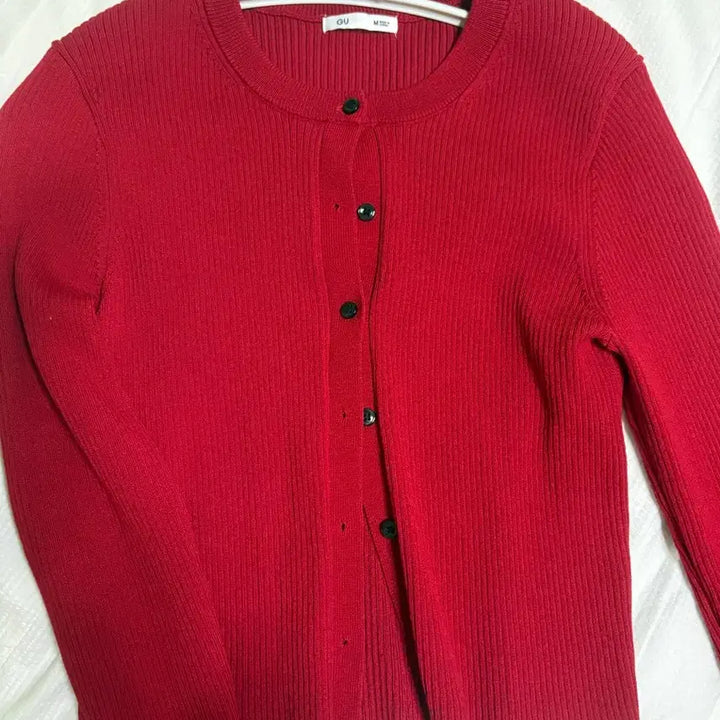 [BUNJANG] GU Ribbed Knit Cardigan &amp; Sleeveless Two-Piece Set (M) / GU 골지 니트 가디건/민소매 투피스 M