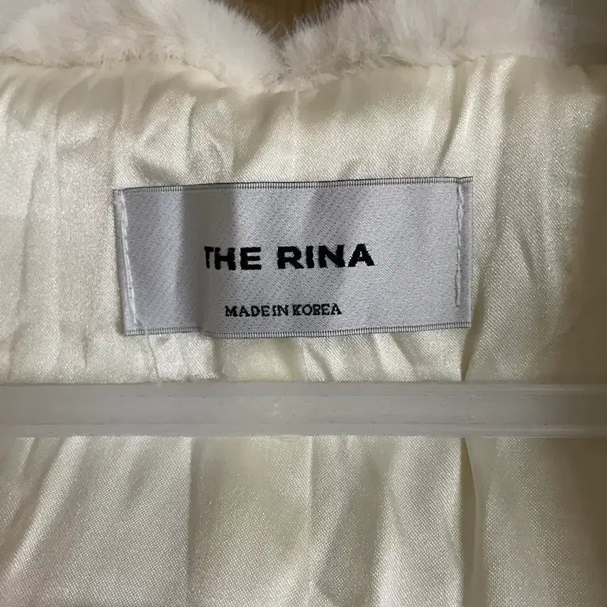 [BUNJANG] Ivory Fur Vest Hooded Long Outerwear / 아이보리 퍼 베스트 후드 롱 조끼 아우터