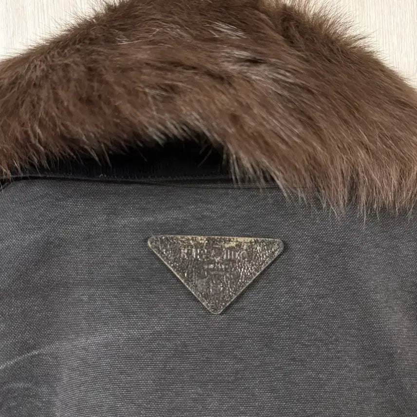 [BUNJANG] Prada Shearling Fur Padded Jacket / [L] 프라다 24fw 블랙 시어링 퍼 패딩 자켓 새상품