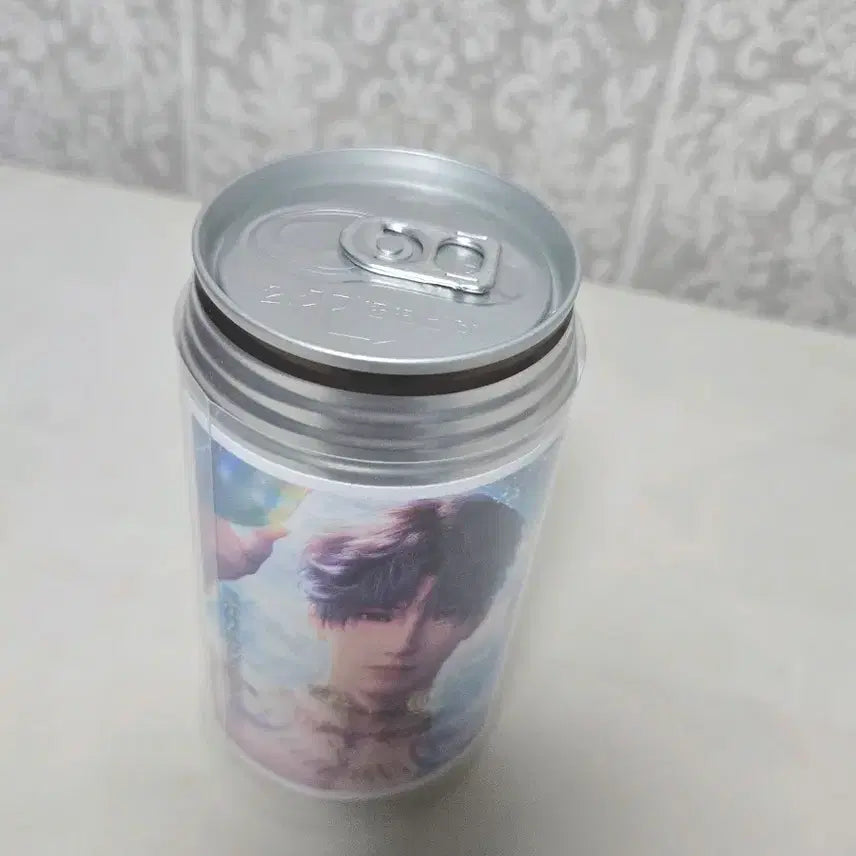 [SOLD OUT] 럽딥2주년 기욱 호무라 일본 산토리 자판기 콜라보 라벨 캔 우롱차