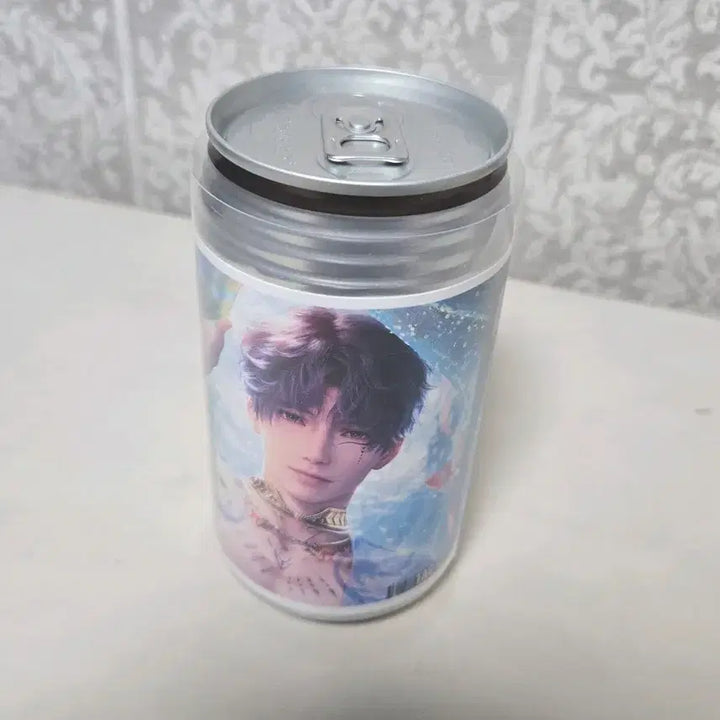 [SOLD OUT] 럽딥2주년 기욱 호무라 일본 산토리 자판기 콜라보 라벨 캔 우롱차