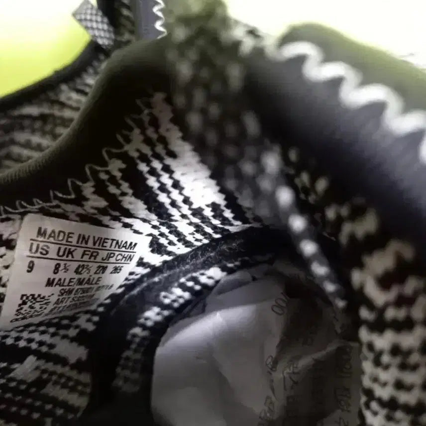 [BUNJANG] Adidas NMD XR1 PK Zebra Running Shoes / 남성 아디다스 NMD XR1 PK 얼룩말 런닝화 (270)