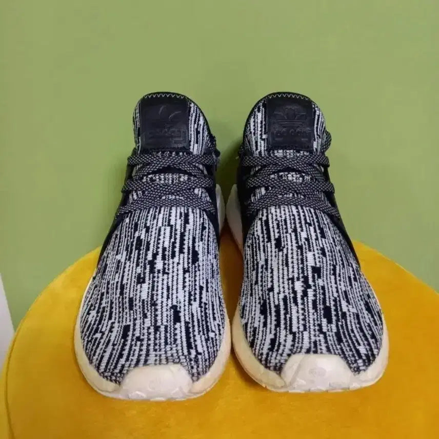 [BUNJANG] Adidas NMD XR1 PK Zebra Running Shoes / 남성 아디다스 NMD XR1 PK 얼룩말 런닝화 (270)