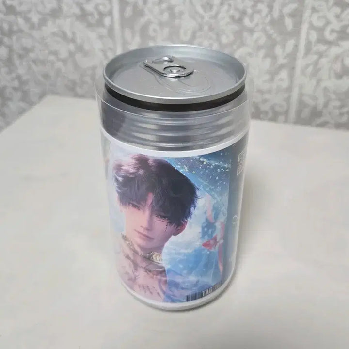 [SOLD OUT] 럽딥2주년 기욱 호무라 일본 산토리 자판기 콜라보 라벨 캔 우롱차