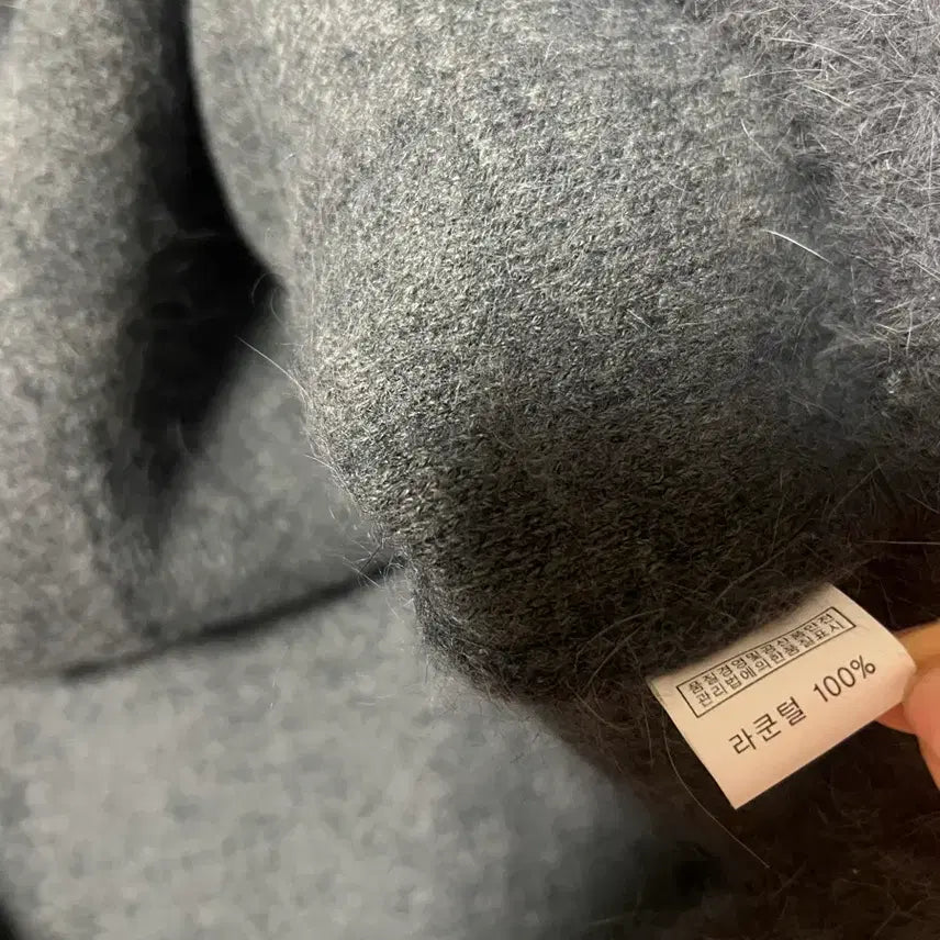 [BUNJANG] Loose Fit Raccoon 100% Fur Cardigan / 고퀄 라쿤100% 보송 퍼 가디건 브이넥 그레이 회색 루즈핏